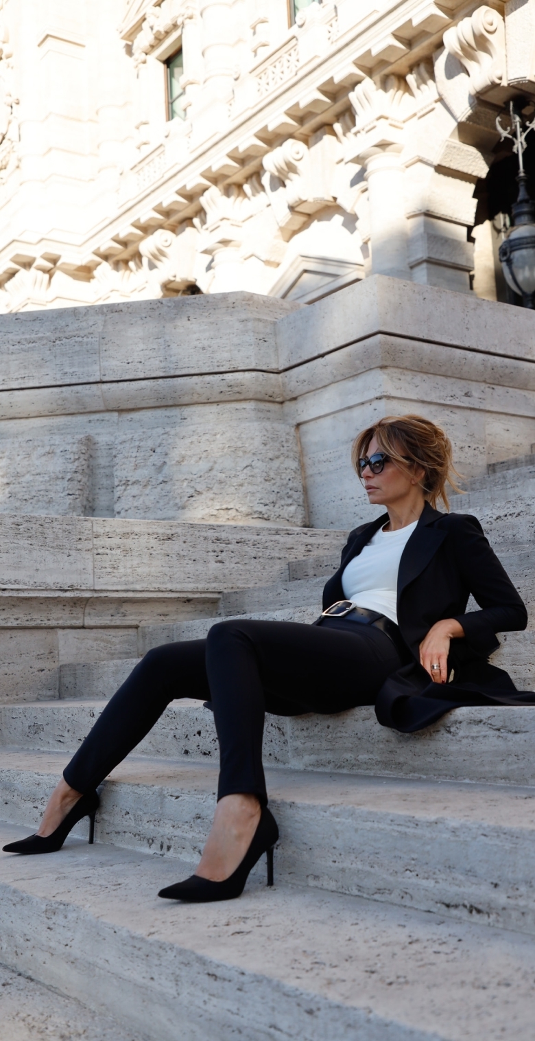 maglia-girocollo-sofia-bianca 1